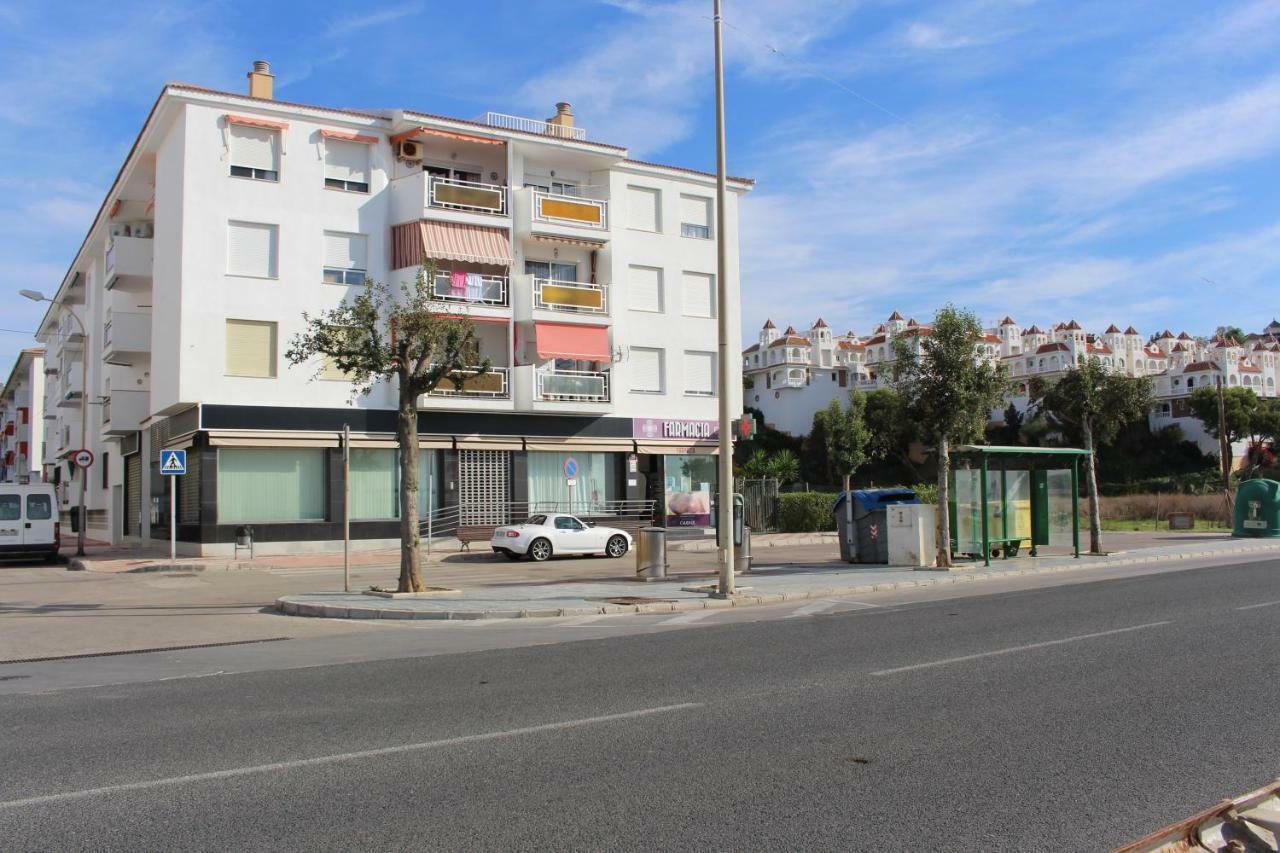 Holidays And Family Apartment Mezquitilla Exterior photo